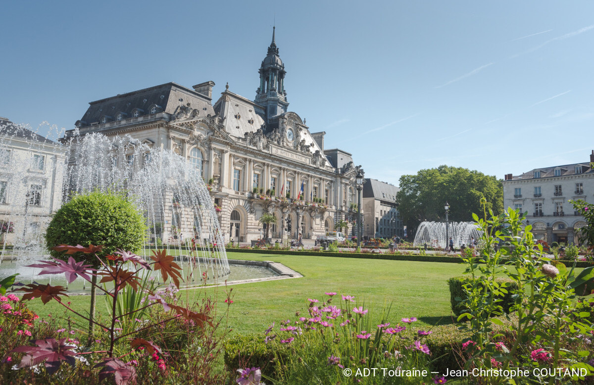4_ville-de-tours-hotel-de-ville_jean-christophe-coutand_2030-12-31_medium